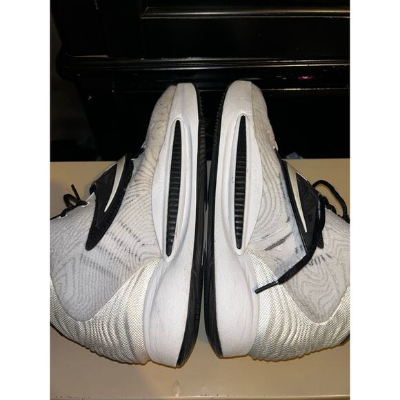 Nike KD 14 TB Kevin Durant DA7850-100 Black White Vapor Green Size 15 Sporty main image 11